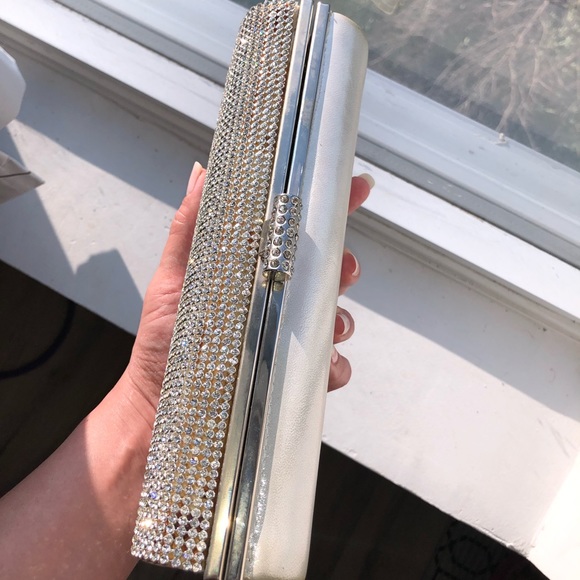 Diamond silver clutch - Picture 4 of 5